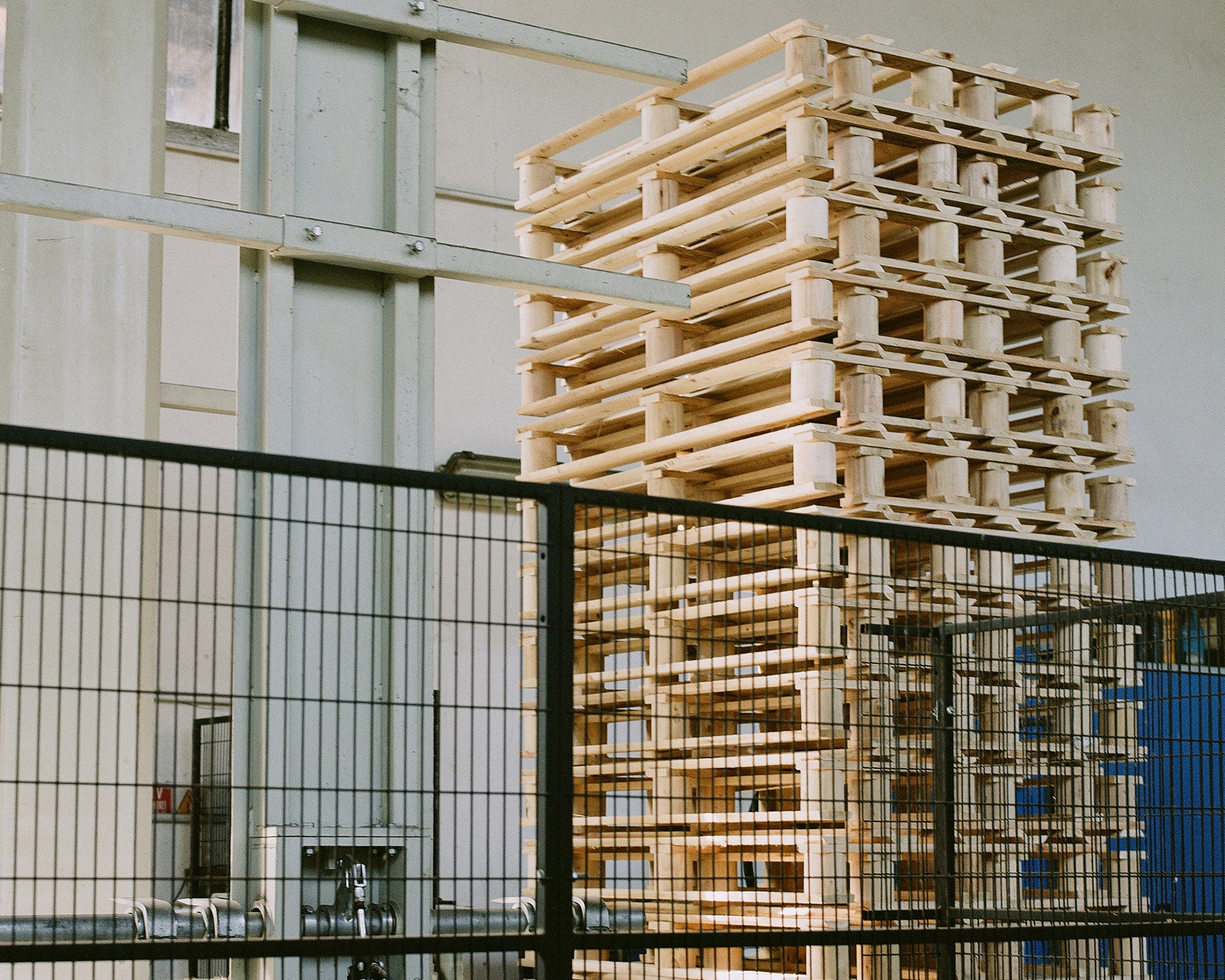 Nuova Imballaggi | Produzione di Pallet standard, su misura e fuori misura.